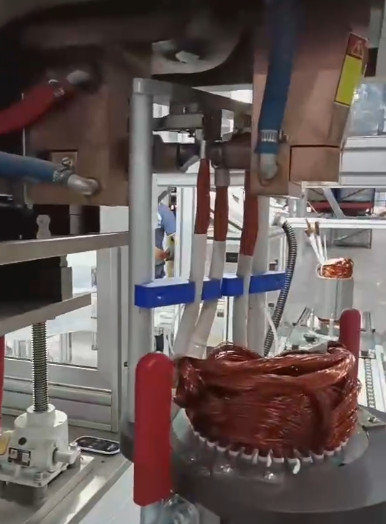 工业电机焊接设备